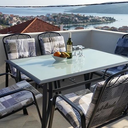 Apartments Plejic Сегет Враница Екстериор снимка
