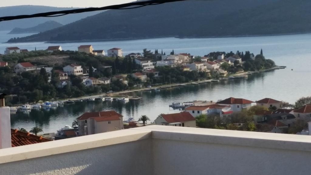 Apartments Plejic Сегет Враница Екстериор снимка